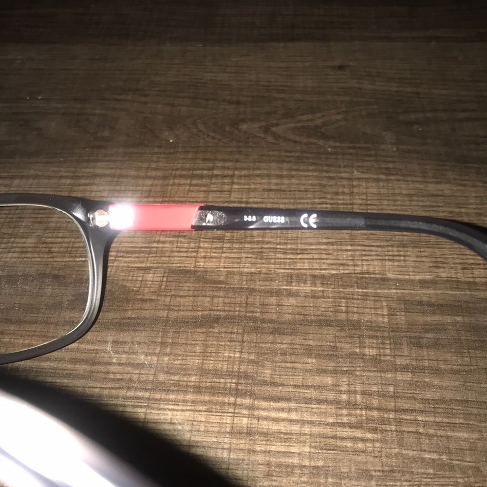Guess glasses - Picture 4 of 6